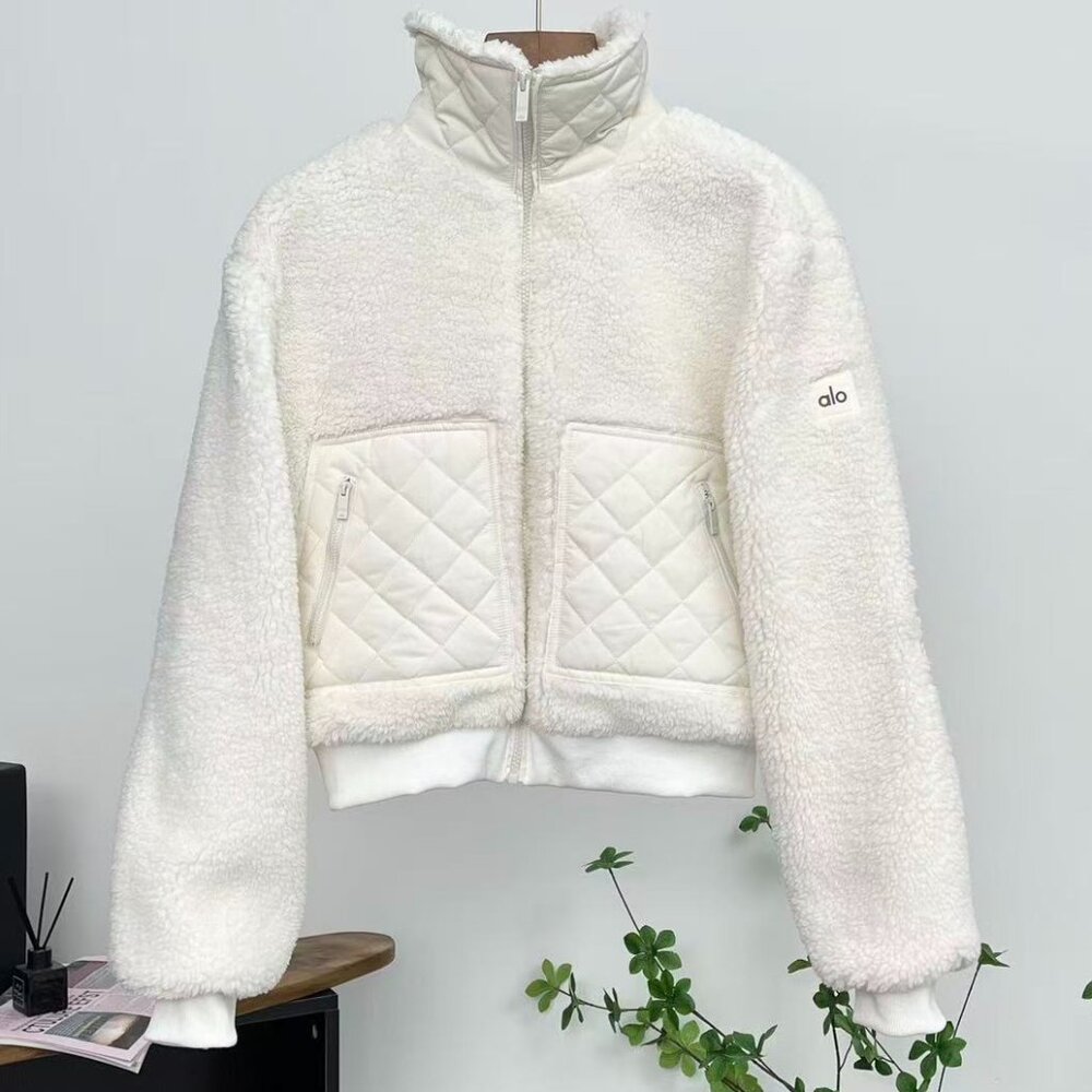 Alo White Lambswool Patchwork Coat, Gentle and Warm Short Jacket, Women's Size M